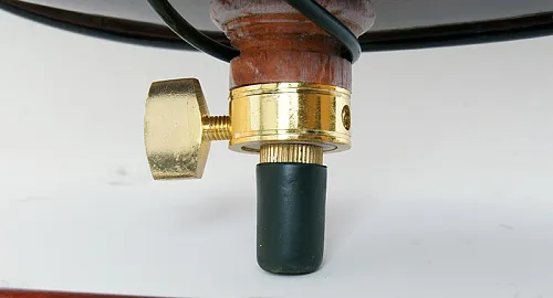 Caraya MC760R-4/4 Виолончель, с чехлом и смычком.
