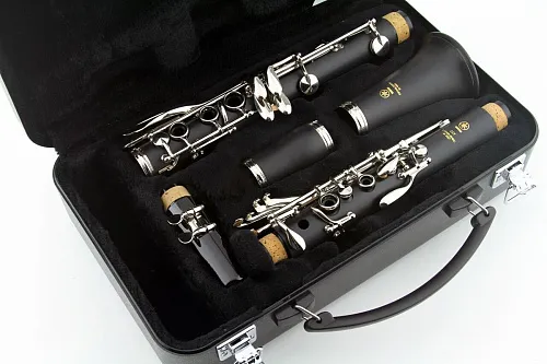 Yamaha YCL-255 Кларнет тональности Bb.